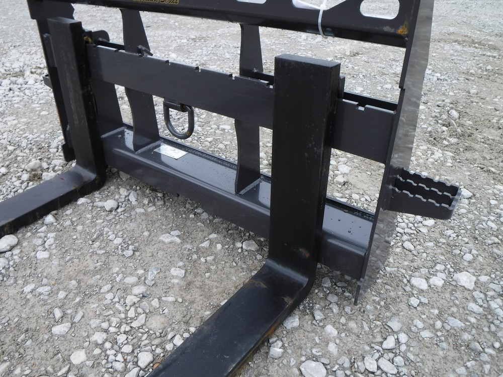Bradco 72" Long 6,000 Pound Pallet Forks Skid Steer Loader Attachment Ship $249