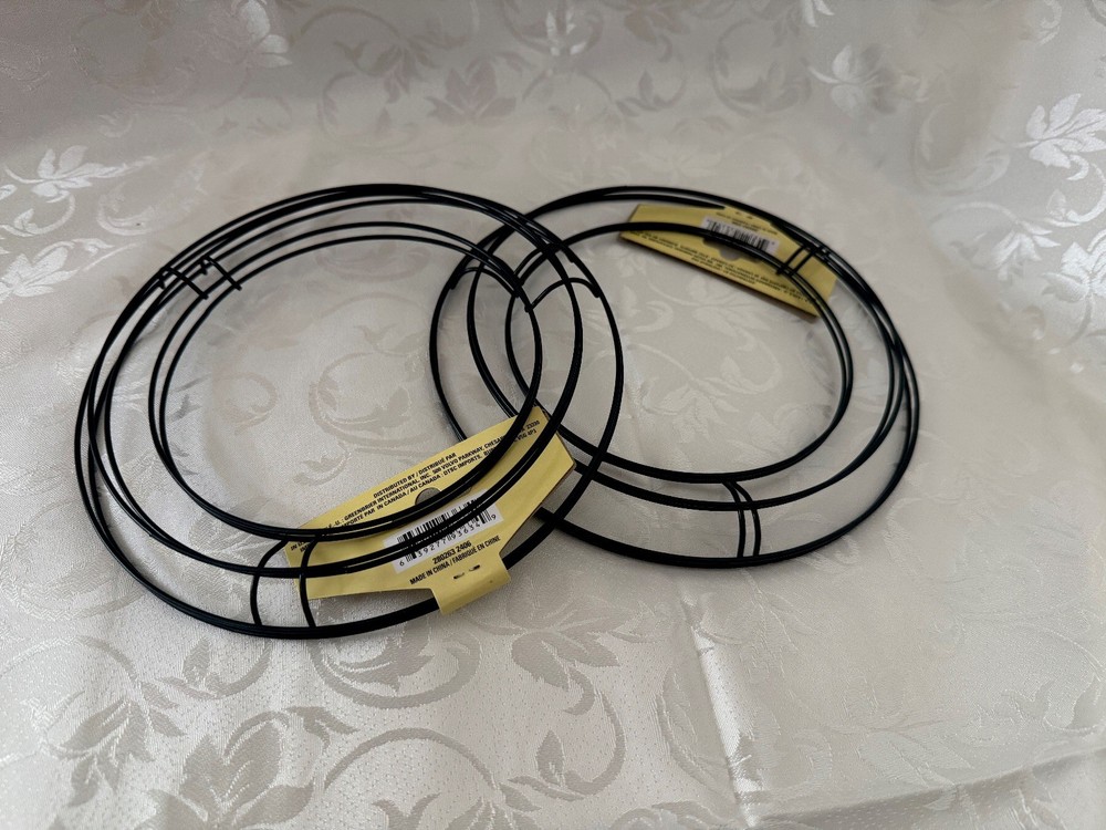 4-Pack 8” Circle Metal Wire Wreath Frame Forms Table Wall Decor New