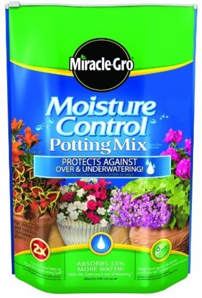 Miracle-Gro Moisture Control Potting Mix for Container Plants, 8qt