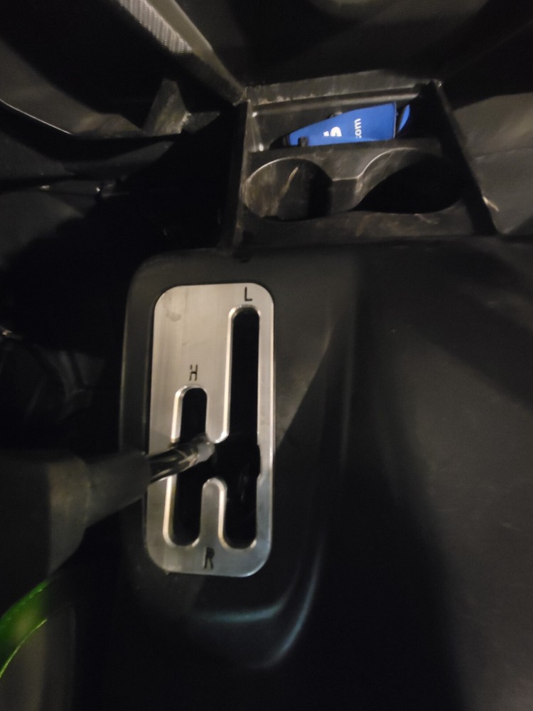 KAWASAKI TERYX 800- BLACK SHIFT GATE WITH LED BACKLIGHTING