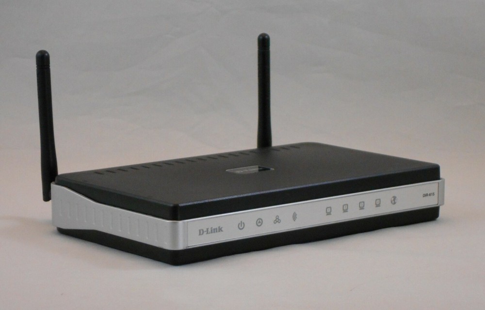 D-Link DIR-615 Wireless N 4 Port Router
