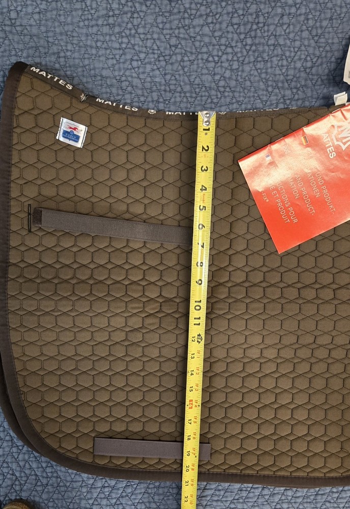 Mattes Quilted Pad Brown Size M