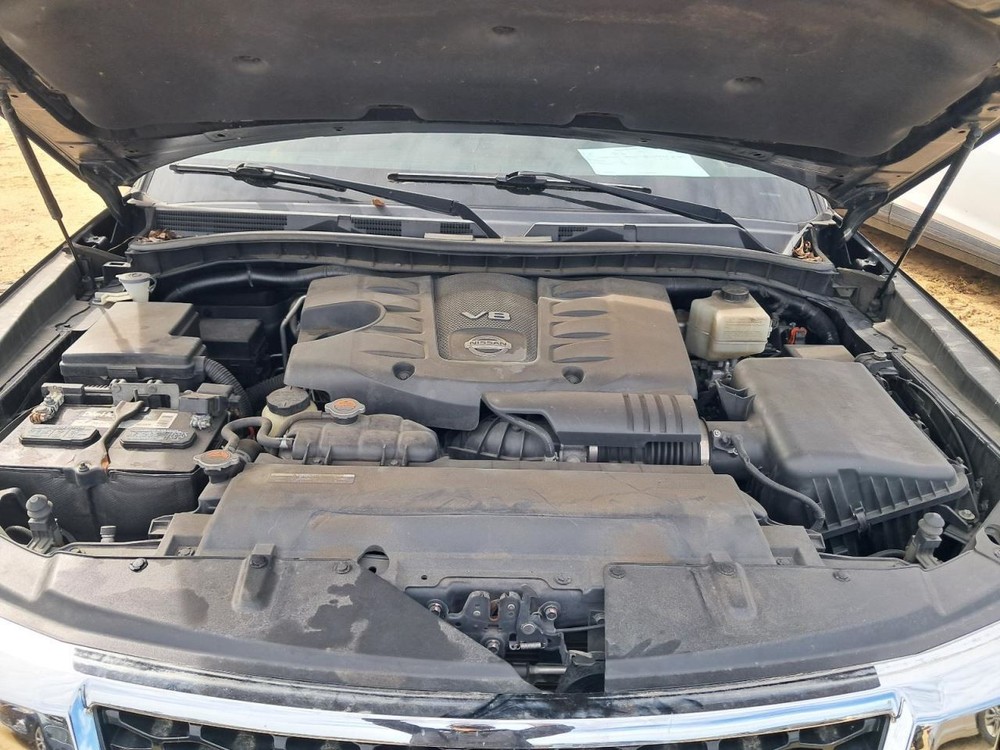 ARMADA 2017 Glove Box 4875505