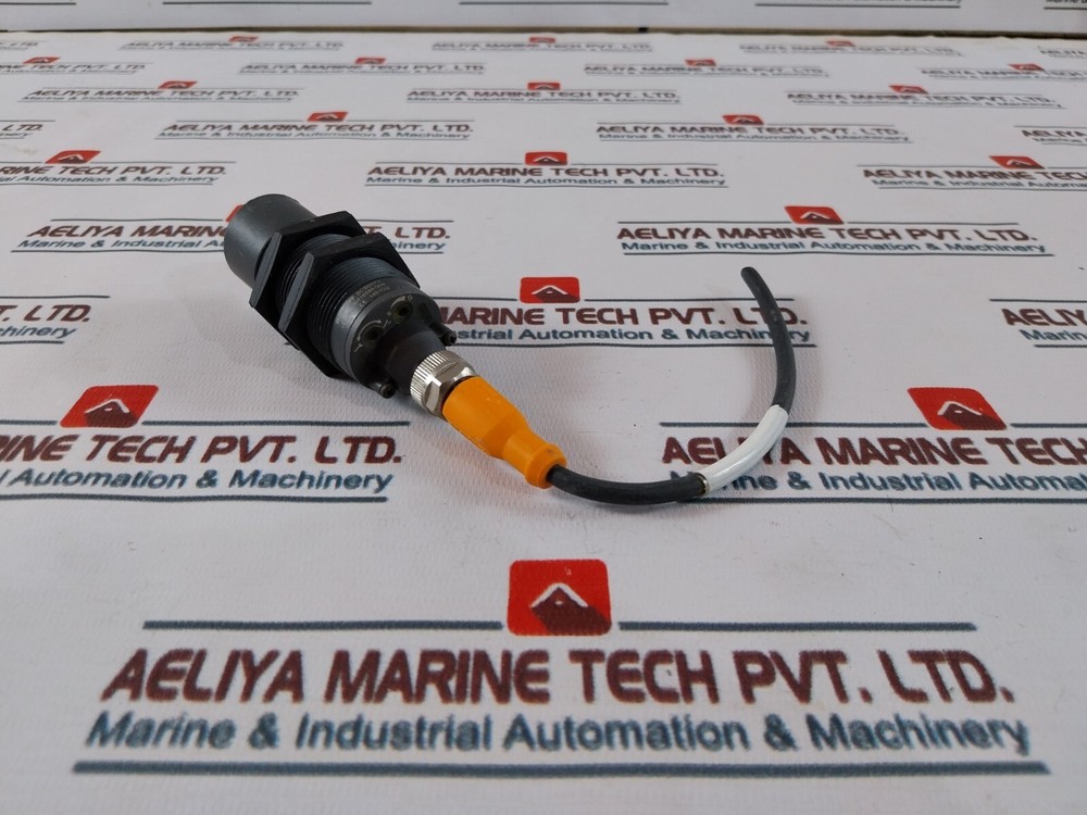 Balluff BCS007Y Capacitive Level Sensor