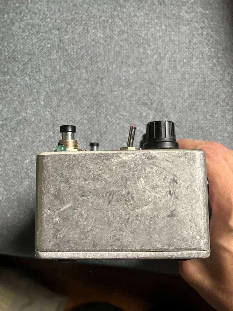 FULLTONE USA Ultimate Octave Guitar Effector