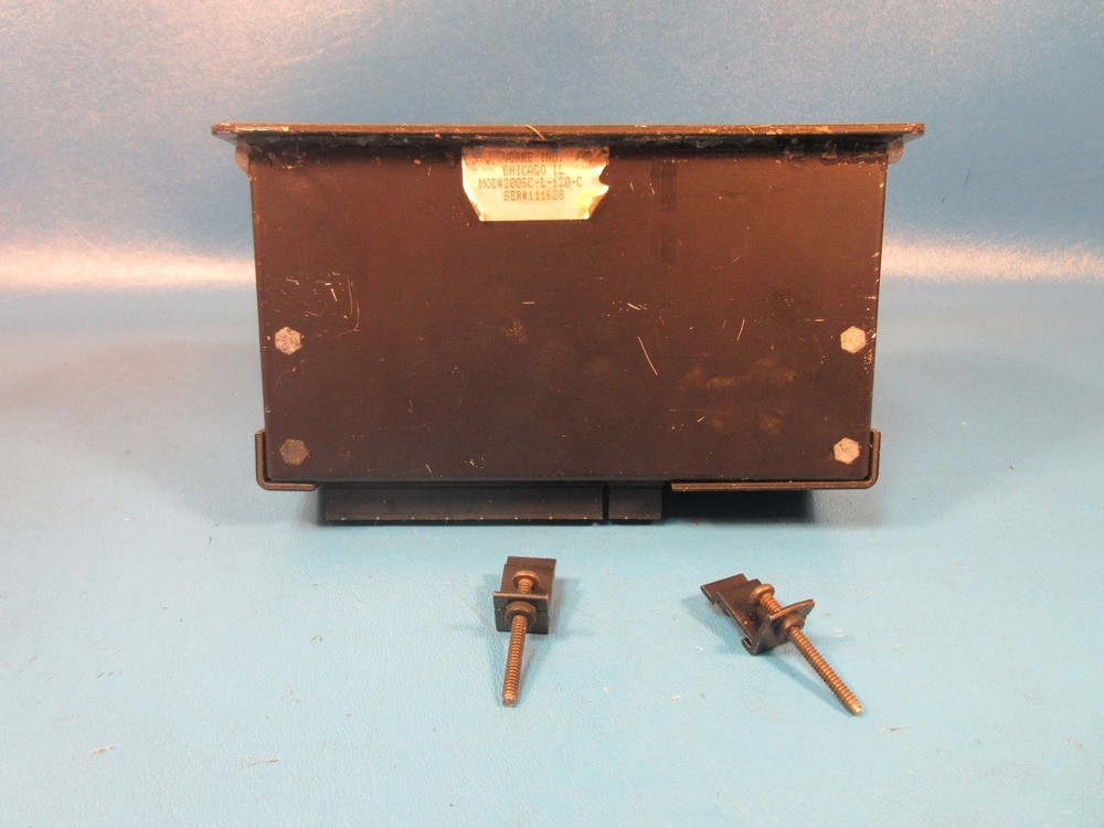 Vorne Ind. Model 2005C-L-120C, Single Line Display