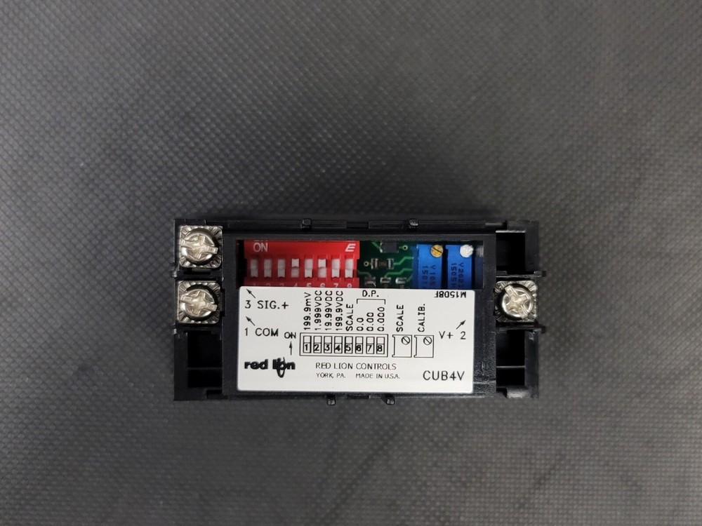 Red Lion Miniature DC Voltmeter Model CUB4V020