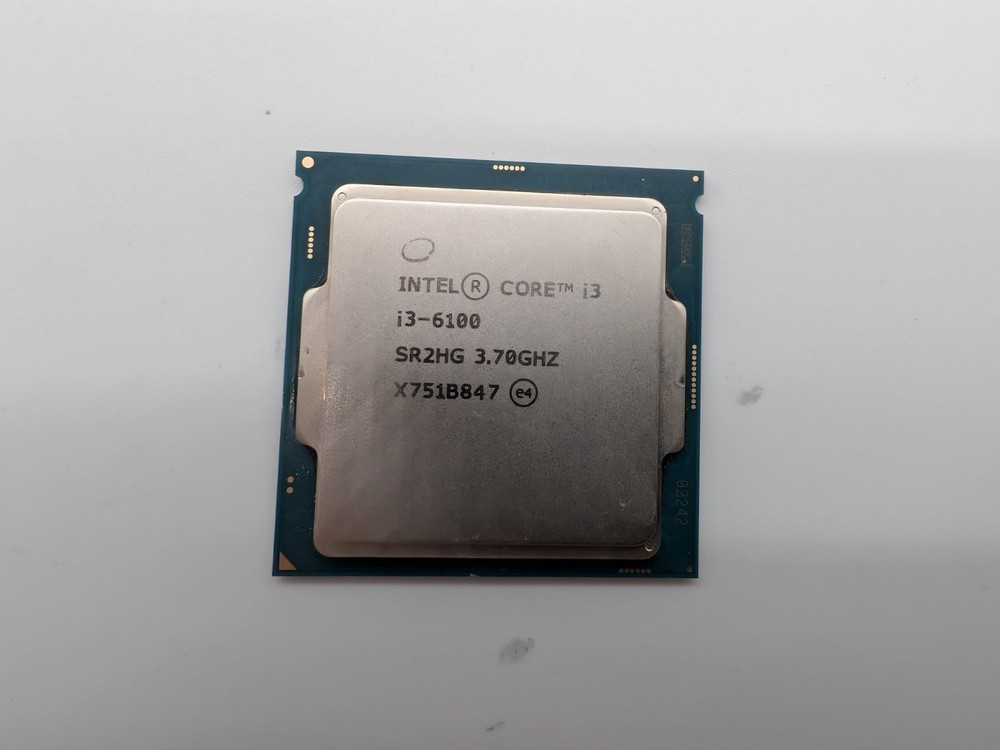 Intel Core i3-6100 SR2HG 3.7GHz 3 MB Cache Processors