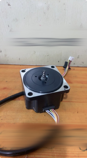 1Pcs Used VEXTA AXHM5100K-GFH motor