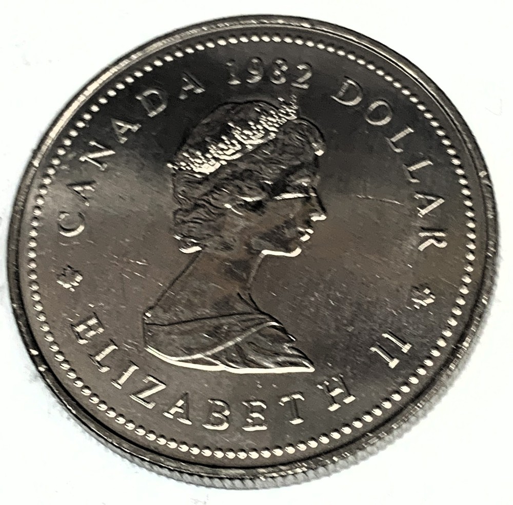 # C7460 CANADA COIN, ONE DOLLAR 1982 UNC