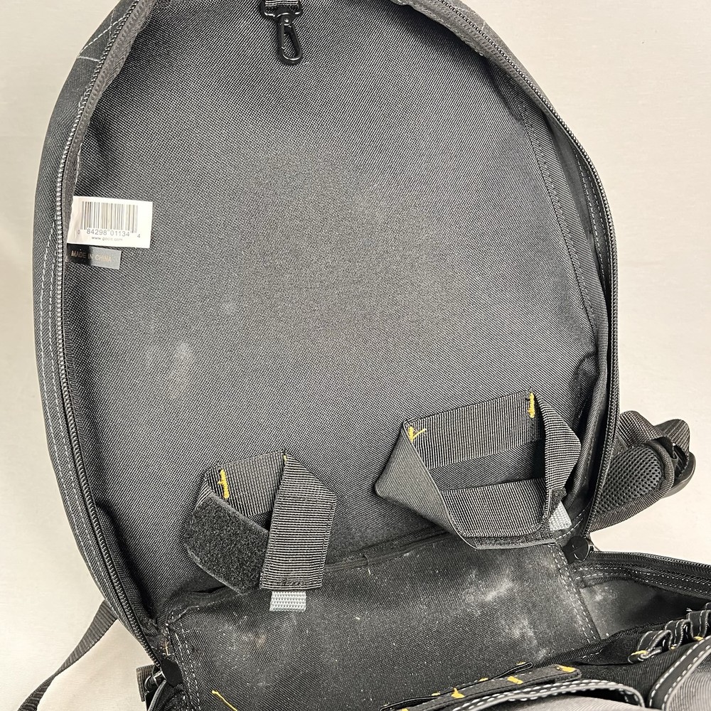 Custom Leather Craft Toolworks 1134 Deluxe Tool Backpack; 44 Pocket - EUC