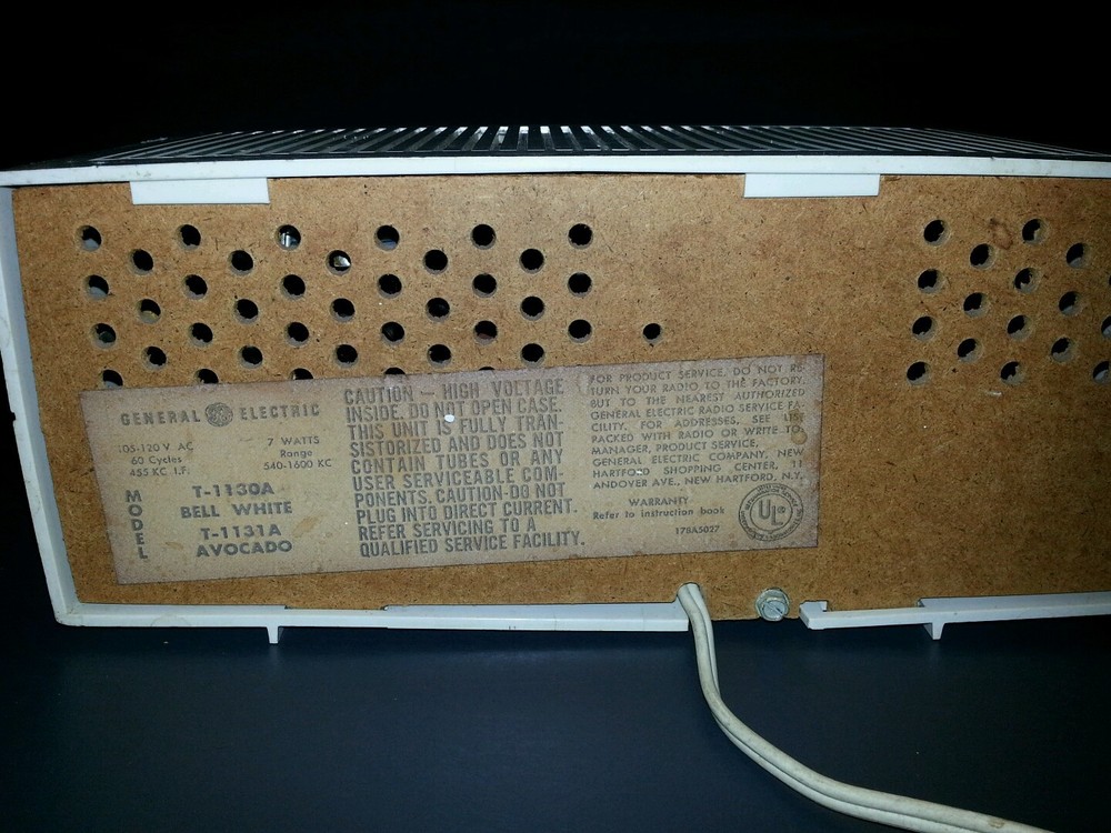 Working General Electric Solid State AM Radio Model T-1130A