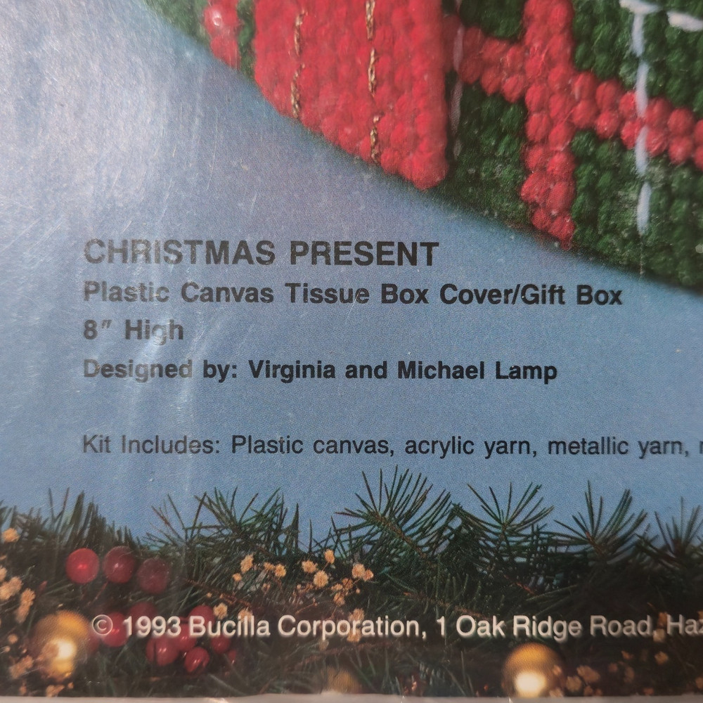 Bucilla Christmas Present Gift Tissue Box Plastic Canvas Kit Needlework NIP