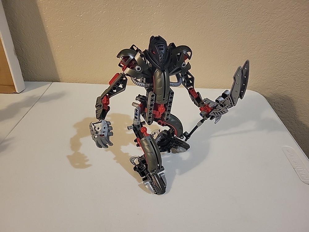 LEGO BIONICLE: Makuta (8593)