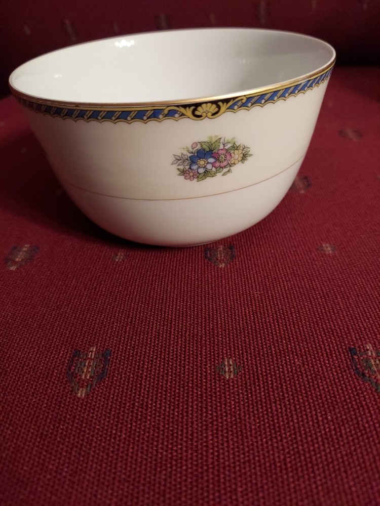 Noritake Romance Fruit / Berry Bowl