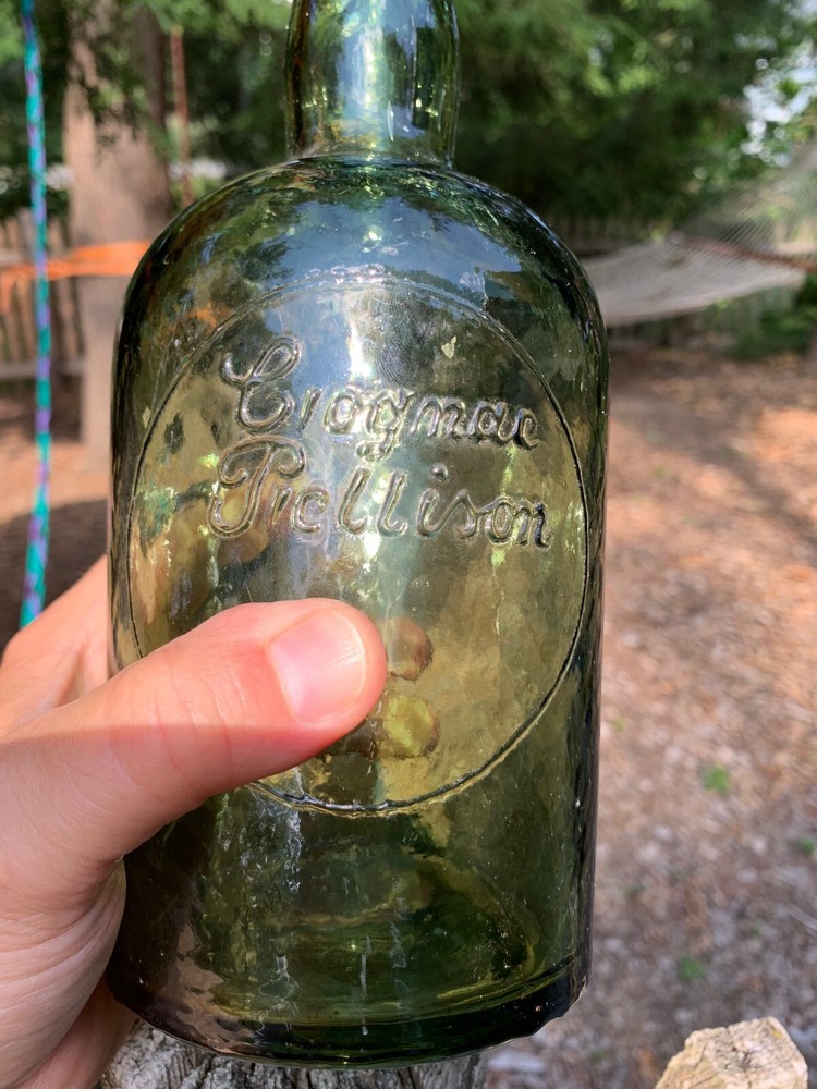 Antique French Cognac Pellisson Bottle [Crogmac Piellison Crognac Tiellison]
