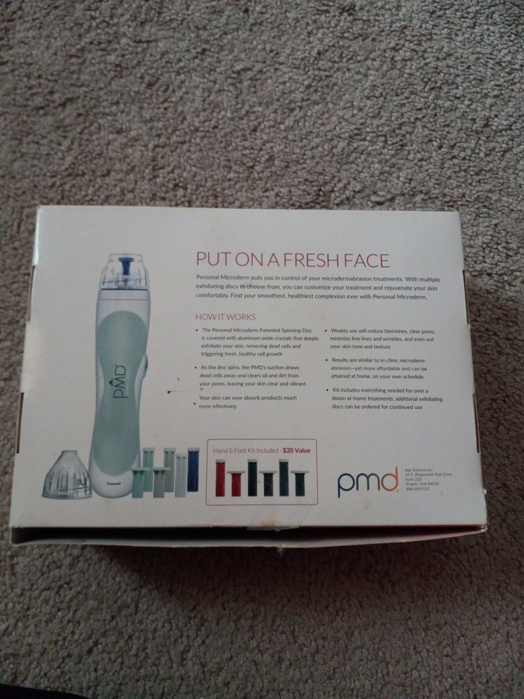 PMD Personal Microderm Microdermabrasion Machine with Kit