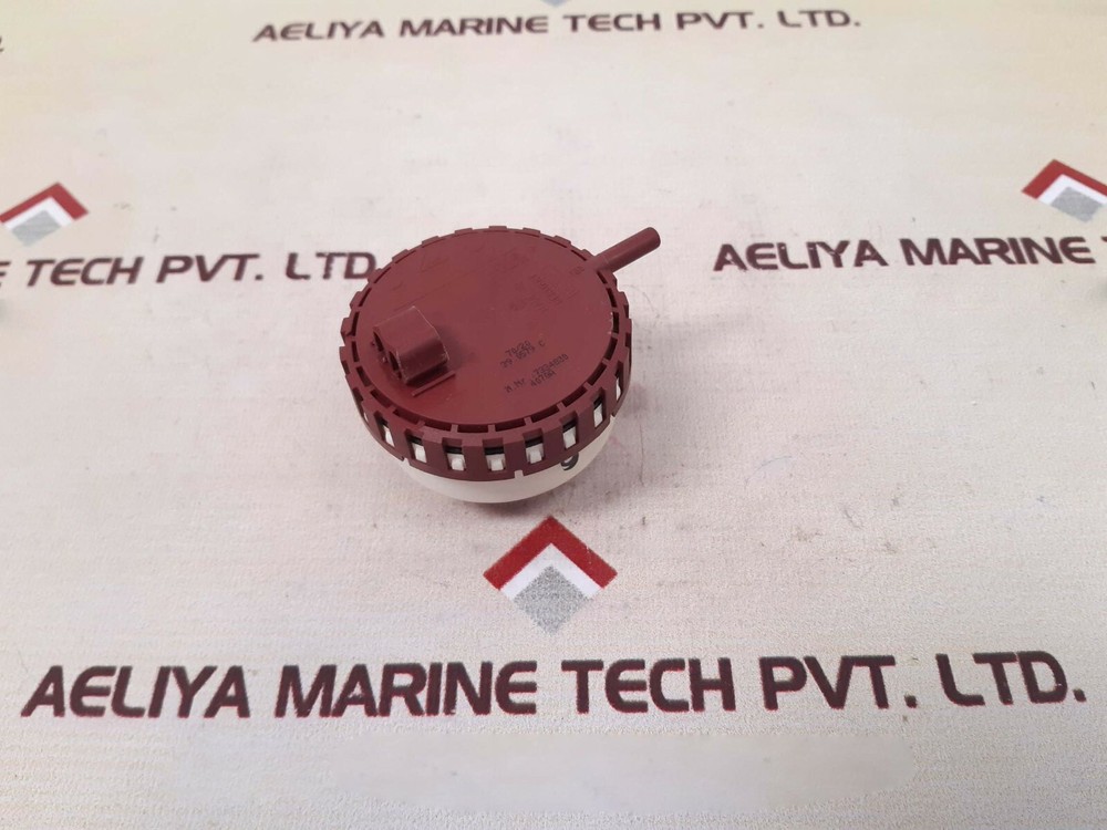 7334830 Pressure Switch