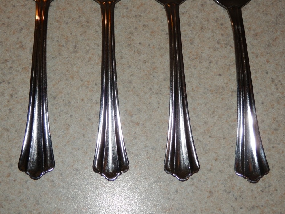 ONEIDA STAINLESS FLATWARE MADIE PATTERN 4 TEASPOONS 6"