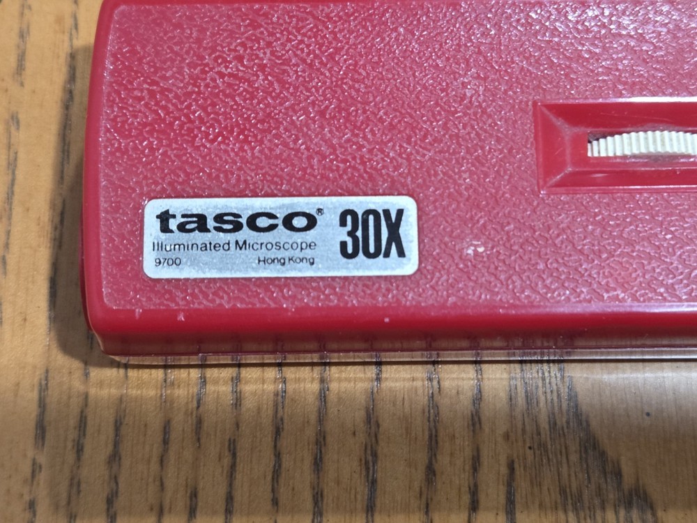 Tasco 30X Illuminated Mircoscope Red