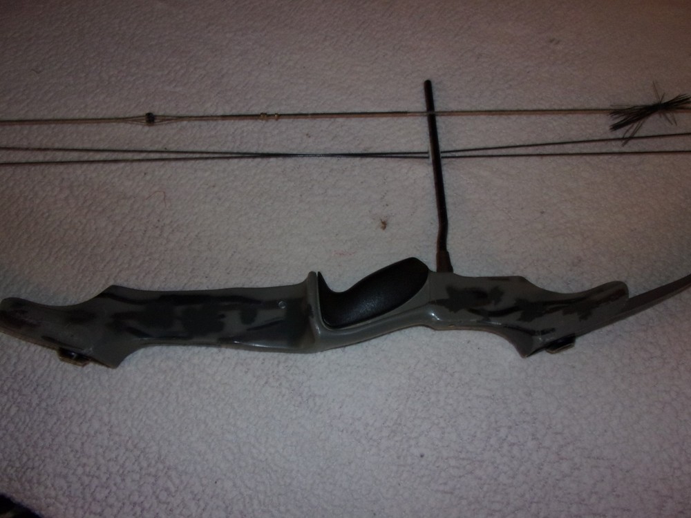 Ben Pearson Compound Bow
