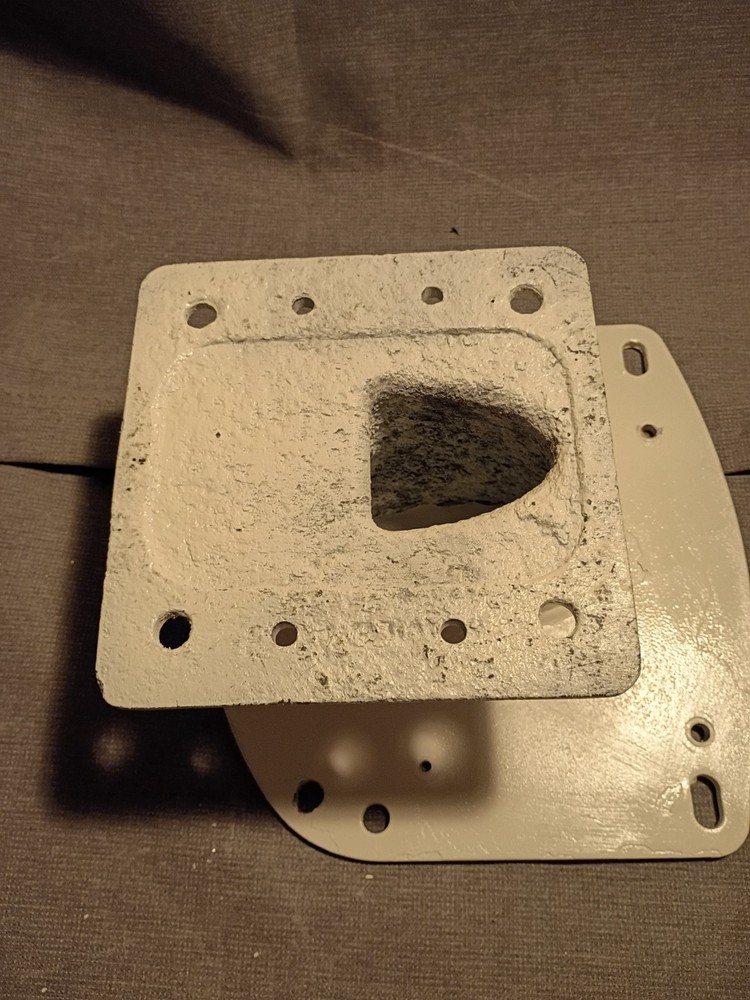 Boat Radar Mount Forward Leaning Pre-Owned