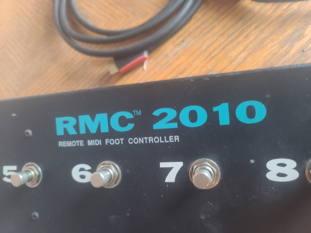 Midi Controller Peavey RMC 2010. 12 Button Remote w/Power Supply