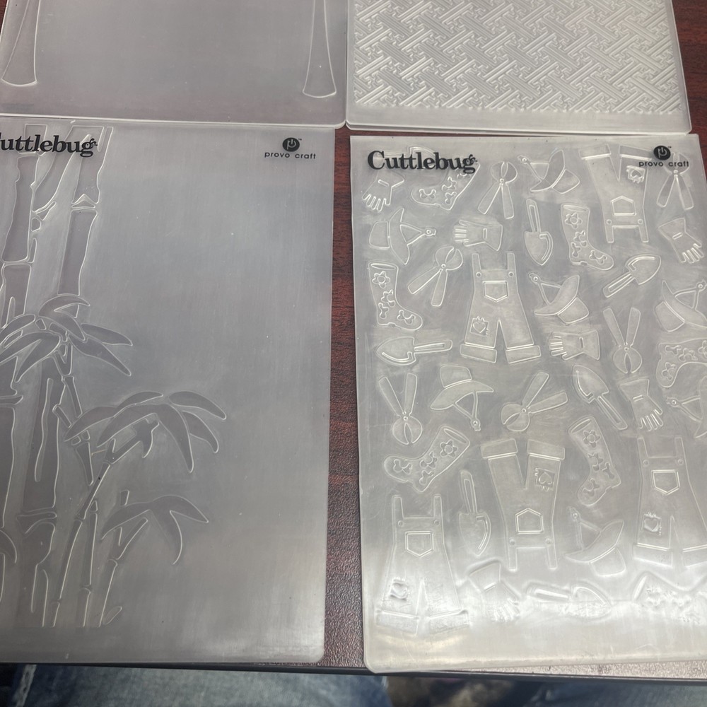 Cuttlebug Embossing Folders Lot Of 4