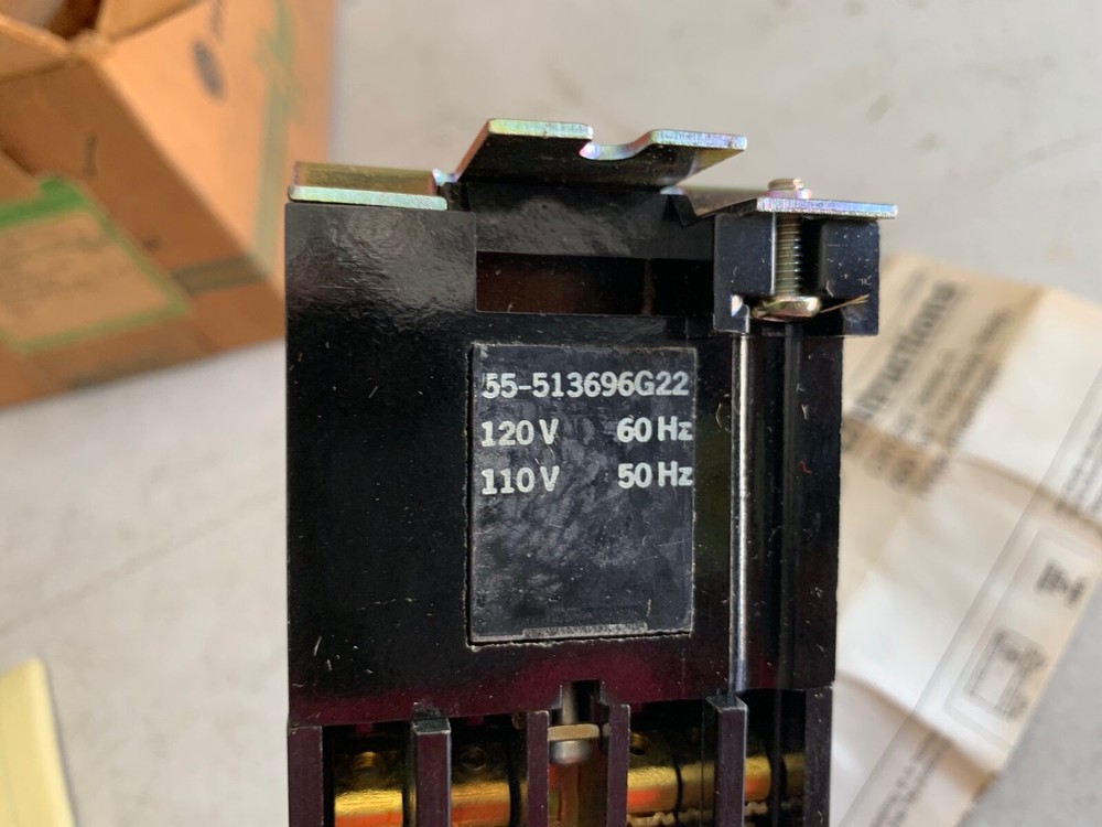 One (1) Genuine GE CR122BT08022B CT Solid State Timer .3-30 sec, NOS