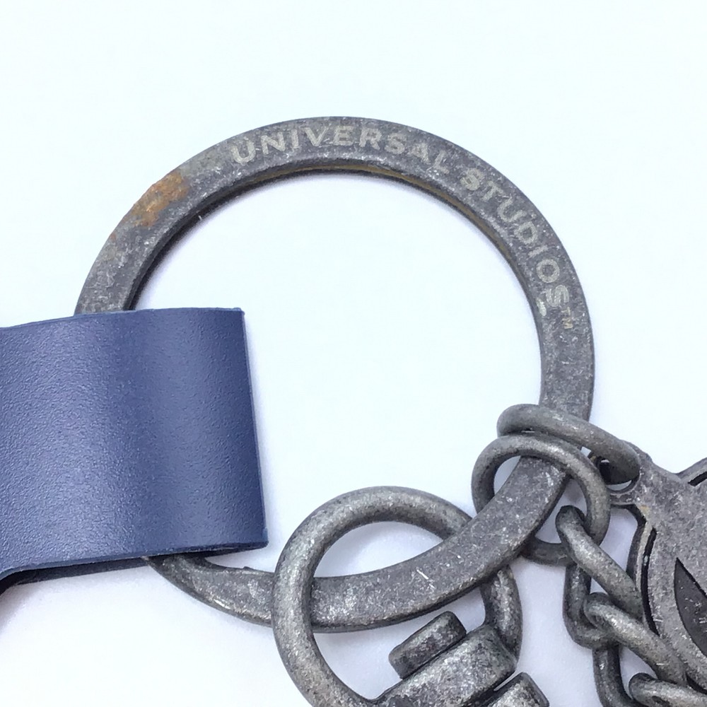 Universal Studios Marvel Comics Captain America Shield Metal Key Chain New