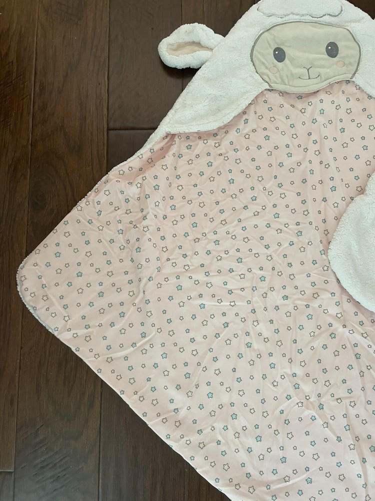 lil llama hooded bath blanket