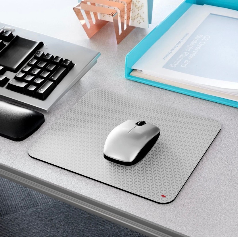 NEW 3M Precise Optical Mouse Pad [Non-Skid Foam Back]: 9 in. x 8 in. (Bitmap)