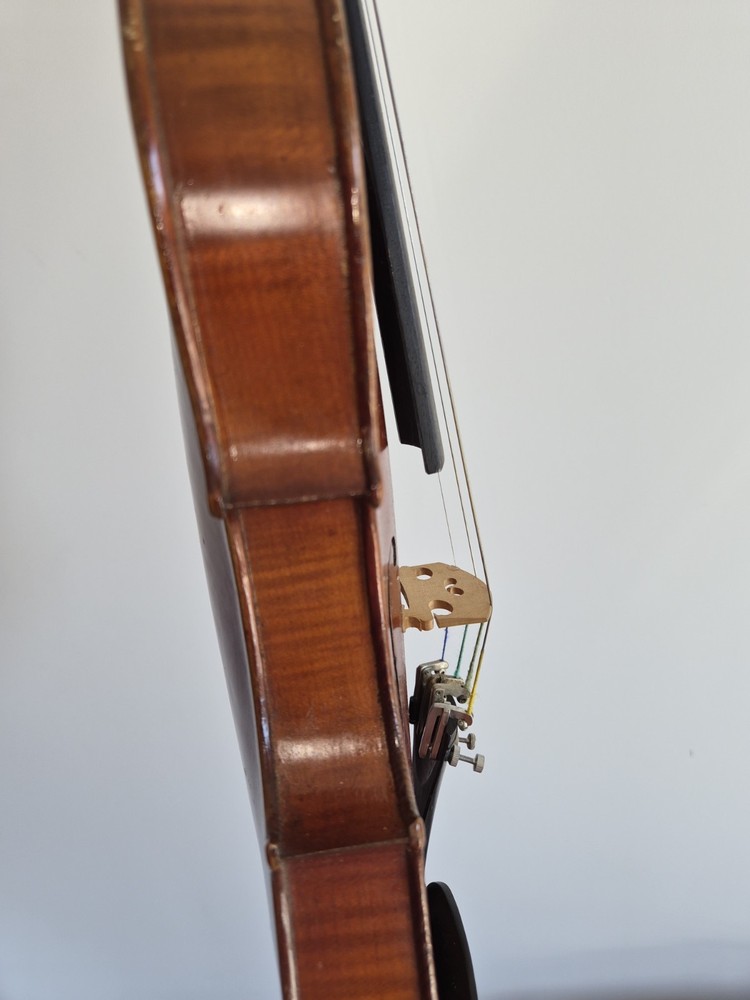 4/4 VIOLIN HAND MADE Used Violin