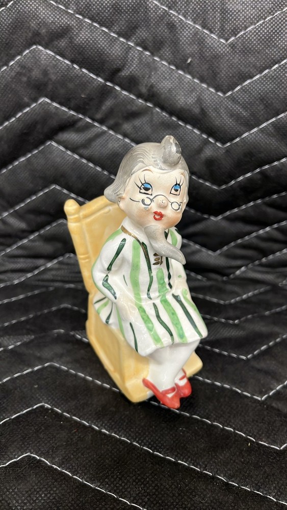 Granny Rocker Shaker Set Japan