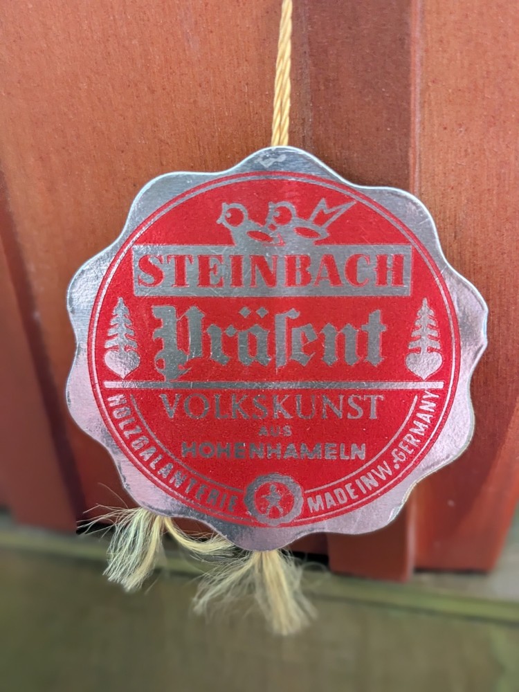 Steinbach Nutcracker Original 12" Asis