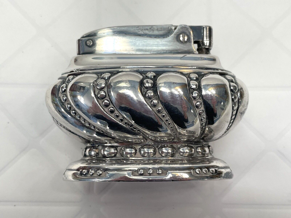 Vintage 1950's Ronson Crown Silver Plated Table Lighter UNTESTED