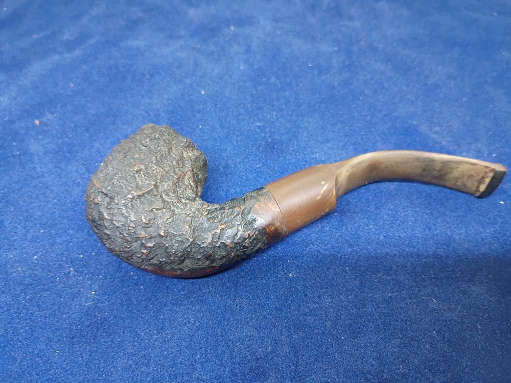 Irish Second Rusticated Briar Pipe Bent Estate Made in Ireland