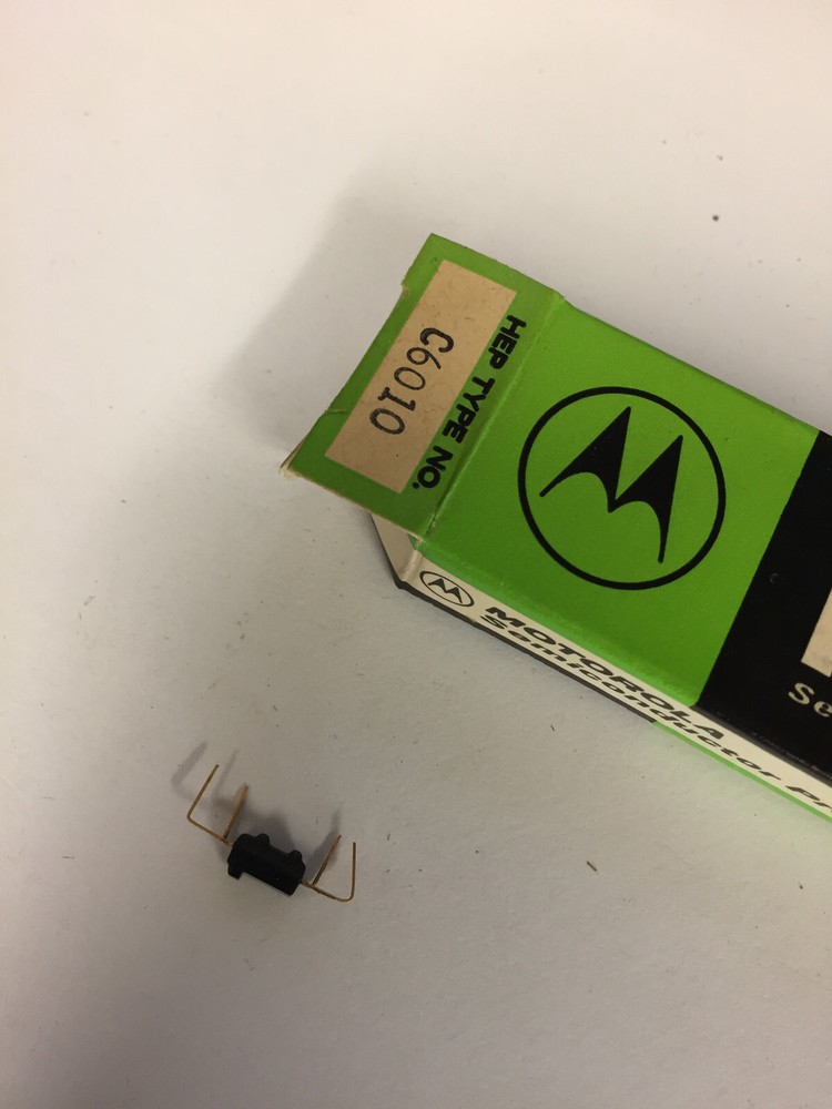 HEP C6010 MOTOROLA   NOS