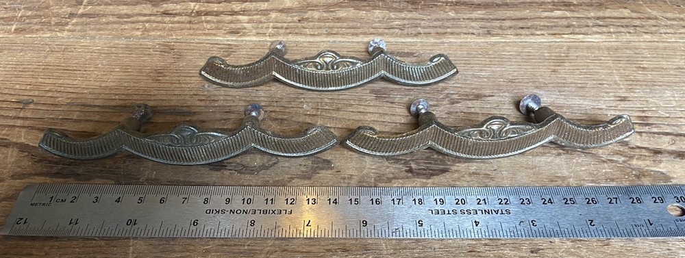 3x 1930/40’s Drawer Handles