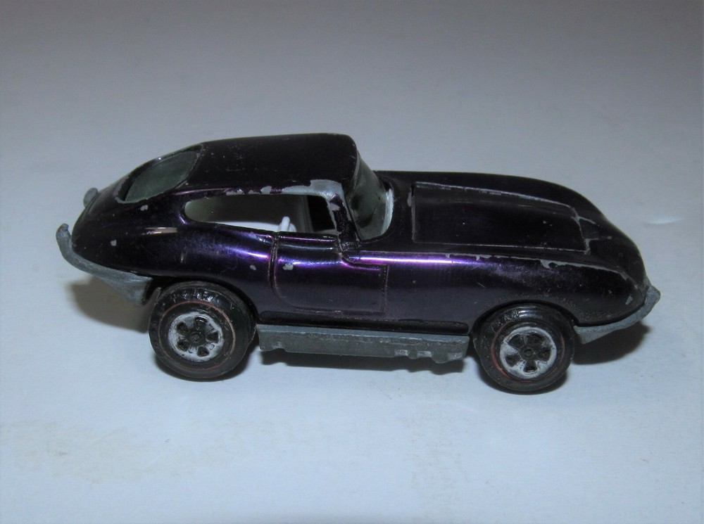 Johnny Lightning Custom XKE - Purple