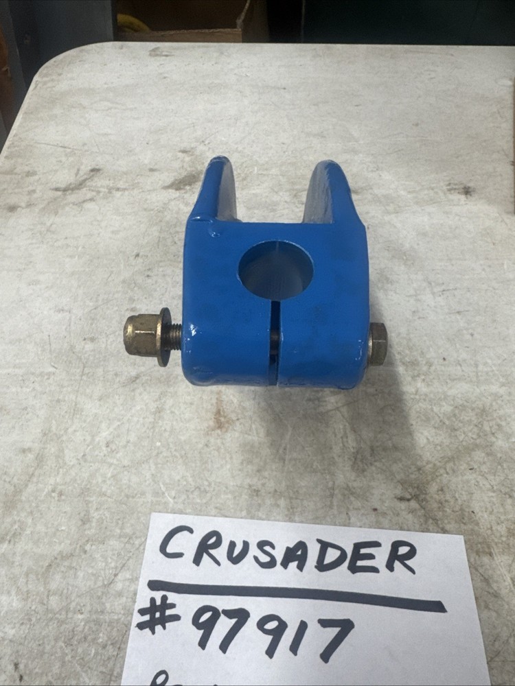 Crusader Rear Transmission Mount Bracket 97917