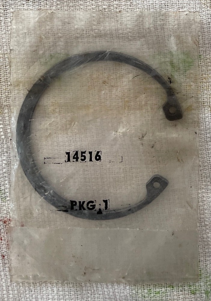 NEW AB Dick RETAINING RING   P 694 / A 14516  OEM Part