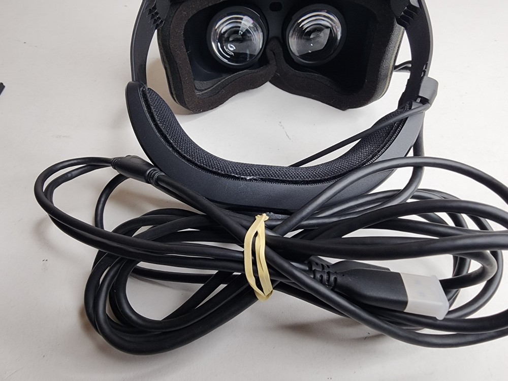 Lenovo Explorer Headset VR Set W/ Controllers Windows Mixed Reality Tested Works