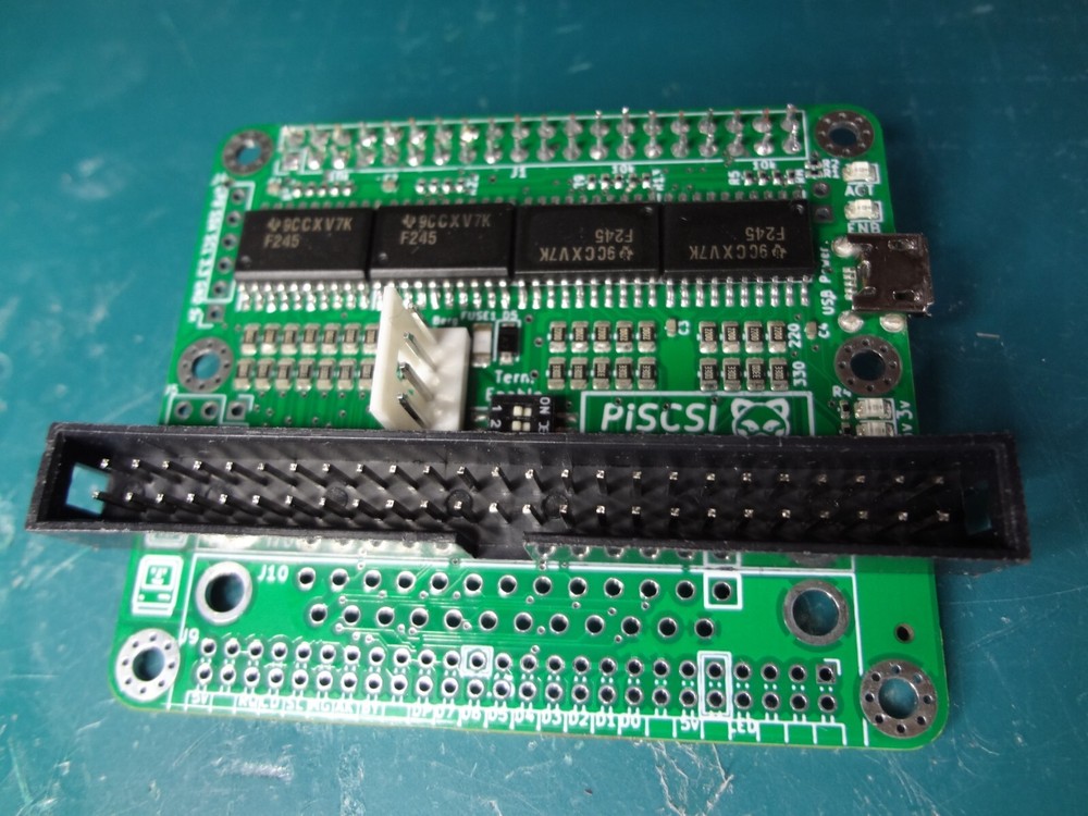 Akai S5000 sampler PiScsi V2.7 - New Pi Zero W - internal installation - New!