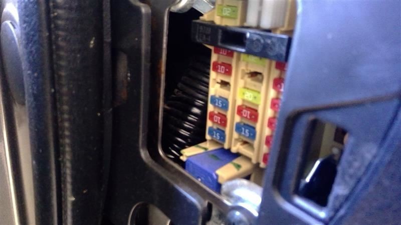 VERSA     2017 Fuse Box Cabin 6791