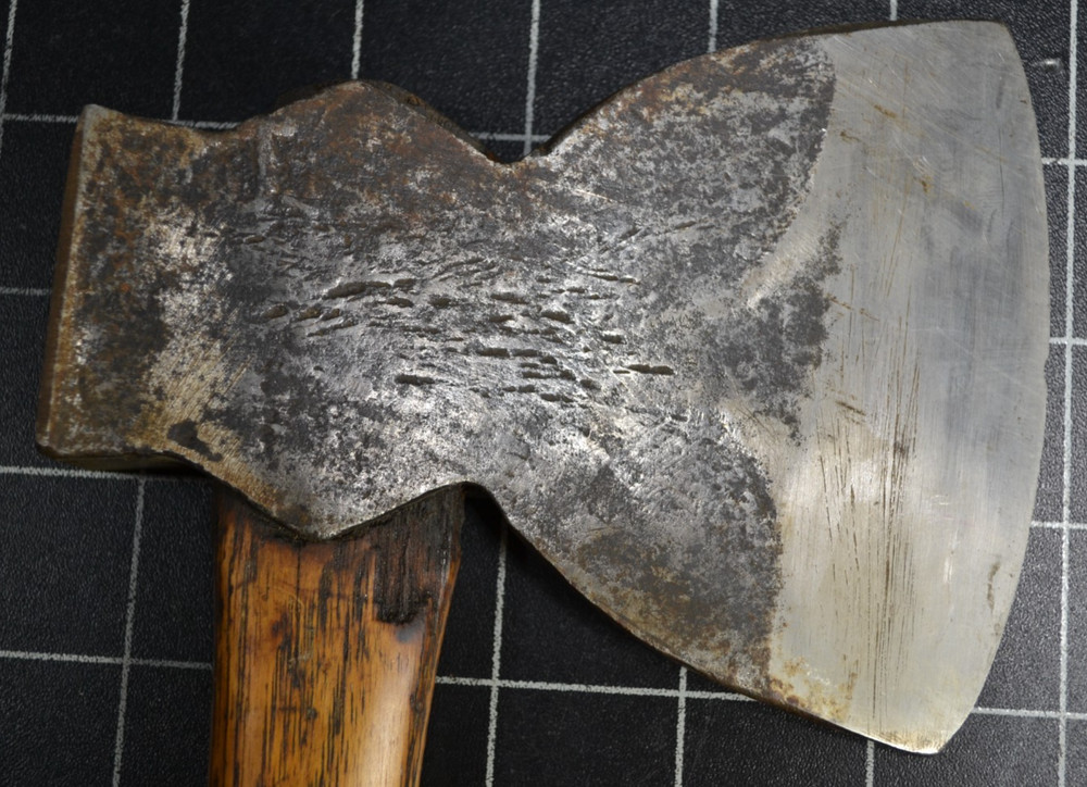 1914 HAND MADE - CAMP HATCHET