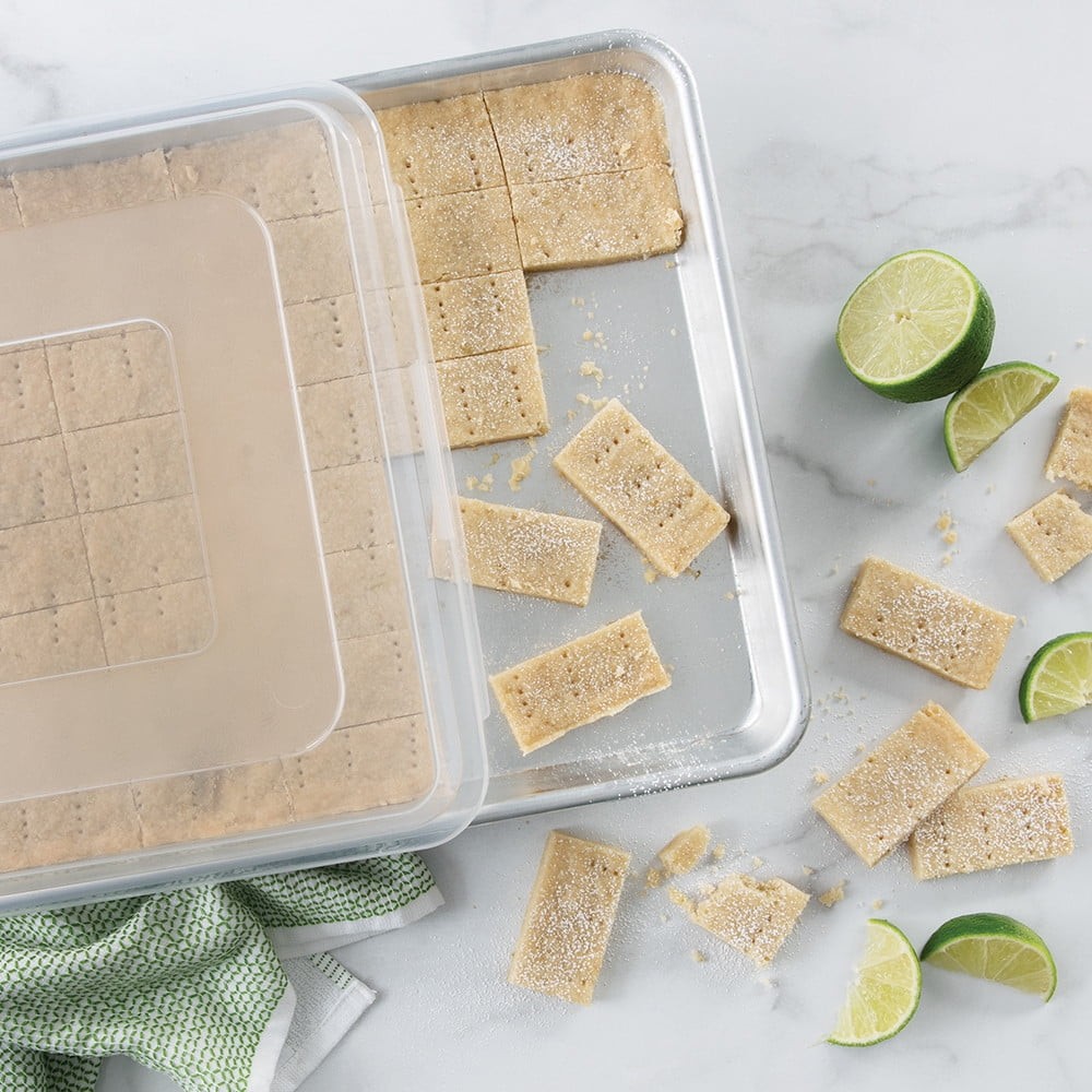 Naturals® Baker's Half Sheet Pan W/ Lid