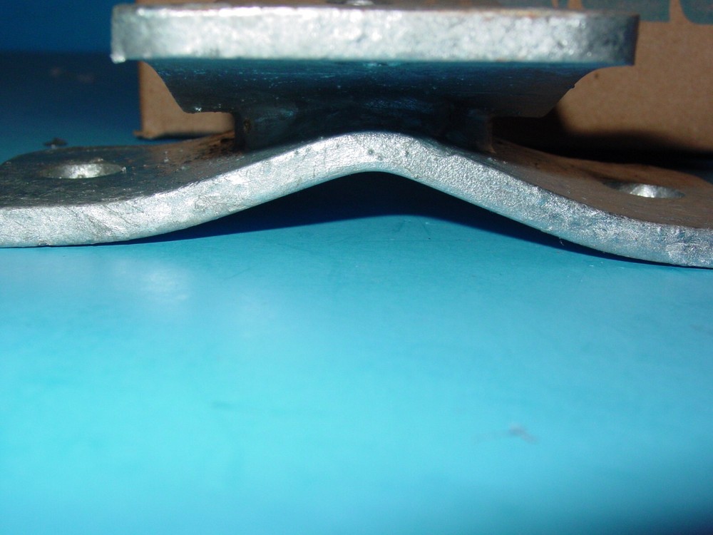 Sinclair - 90 Degree Pipe-Pipe Clamp (CLAMP017)