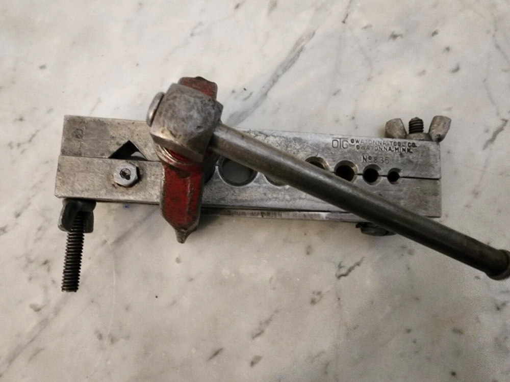 Vintage OTC Owatonna Tool Co. Flaring Tool Model 835 Lot B-4
