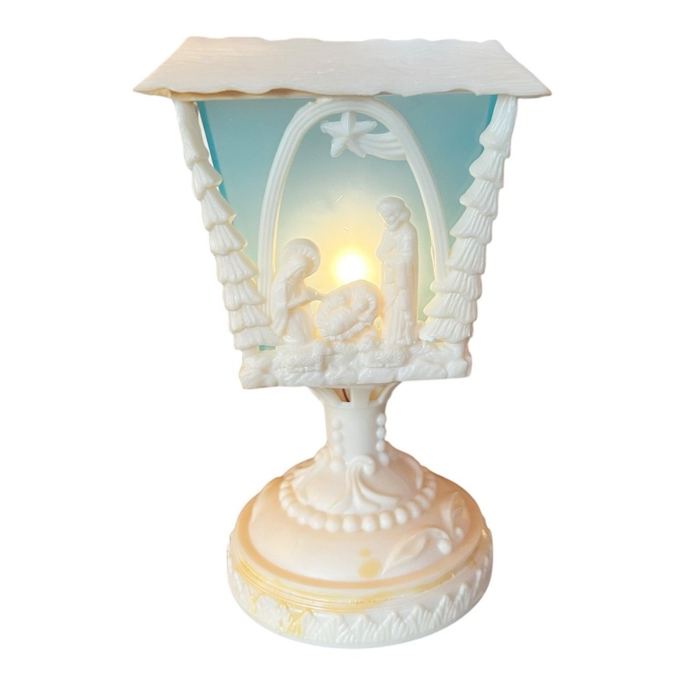 VTG PLASTIC CHRISTMAS NATIVITY LANTERN LIGHTED DECORATION - Works